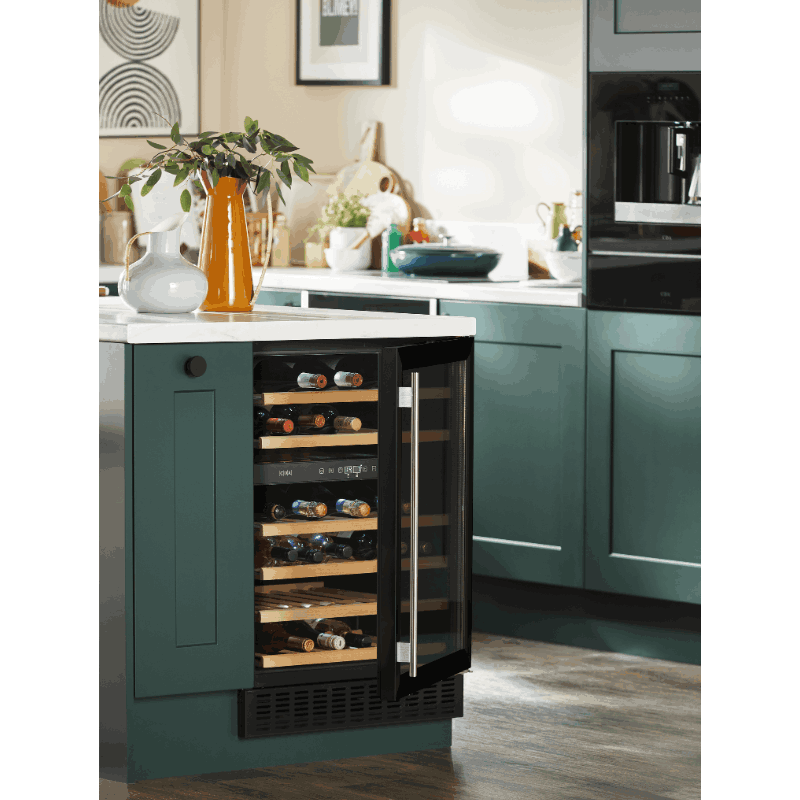 CDA Wine Cooler - 46 bottles - 2 zone - CFWC604BL