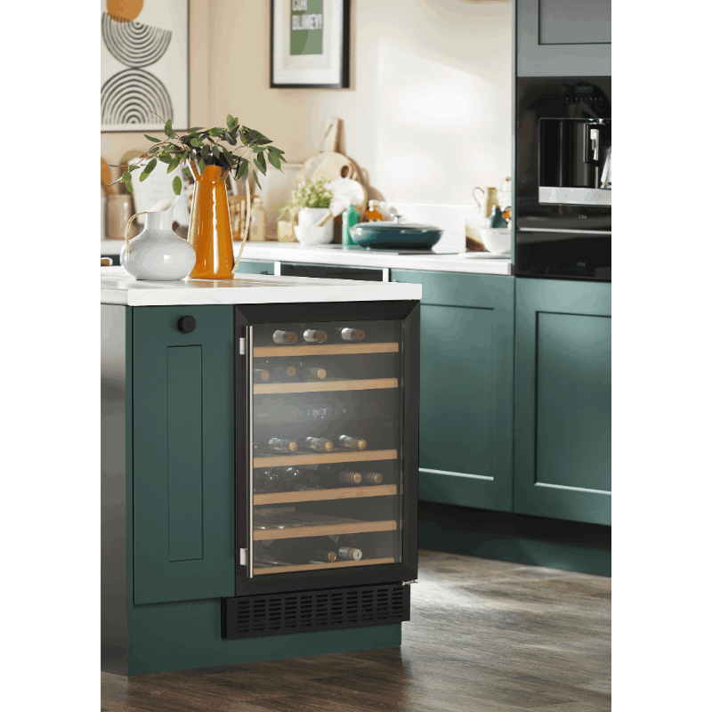 CDA Wine Cooler - 46 bottles - 2 zone - CFWC604BL